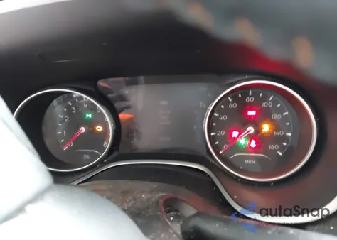 2018 Jeep Compass Limited 4X4 z USA, uszkodzony, nr VIN 3C4NJDCB2JT222325